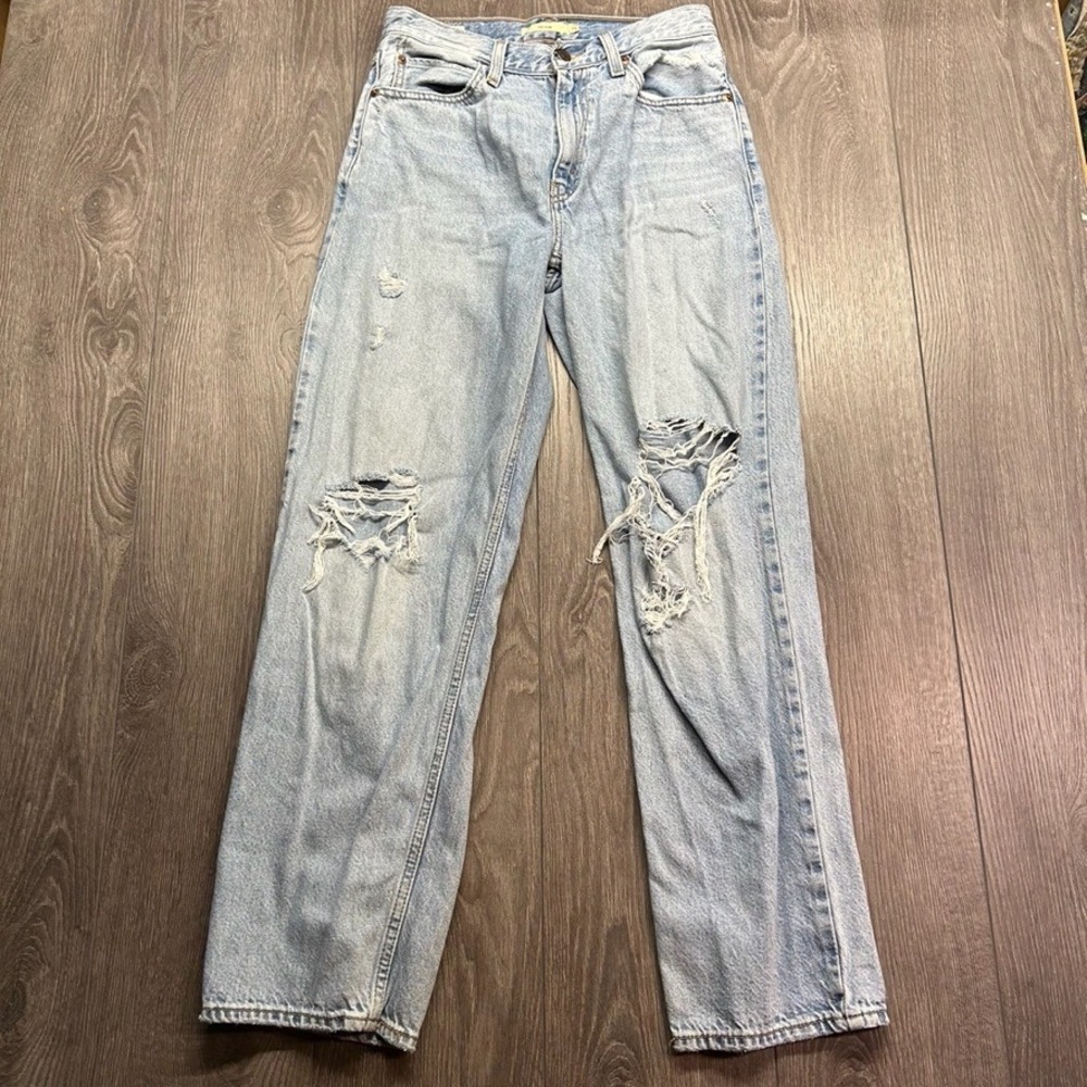 Levis Dad Jeans Light Wash Distressed Straight Leg Denim 26 Distressed Ripped